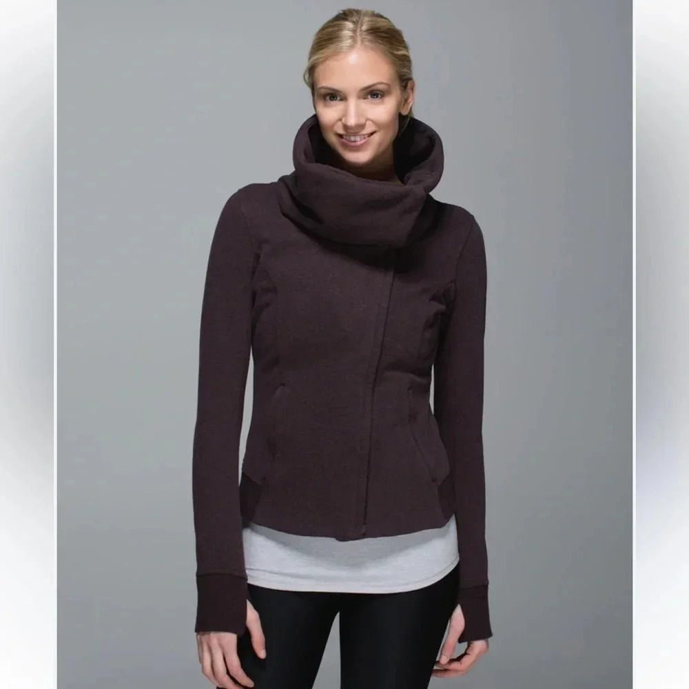 Lululemon Karmacollected Jacket
Heathered Rich Earth size 4-6